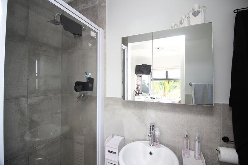2 Bedroom Property for Sale in Reebok Western Cape
